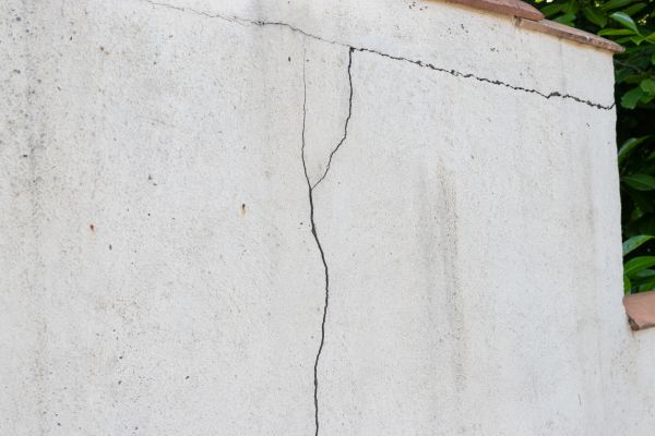 Foundation Crack Patching in Green Valley