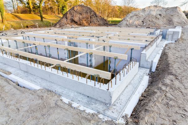 Settling Foundation Service in Green Valley